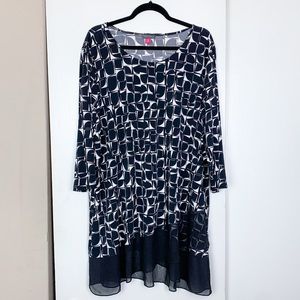 Vince Camuto Black Pattern Blouse